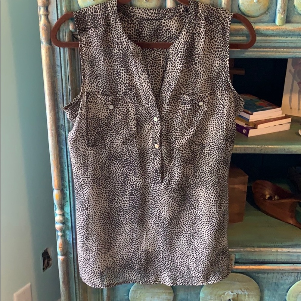 Sheer sleeveless blouse Medium